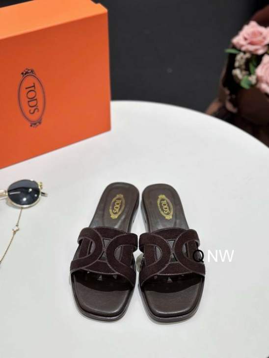 Picture of Tods Slippers _SKUTODSsz35-40NW0701109